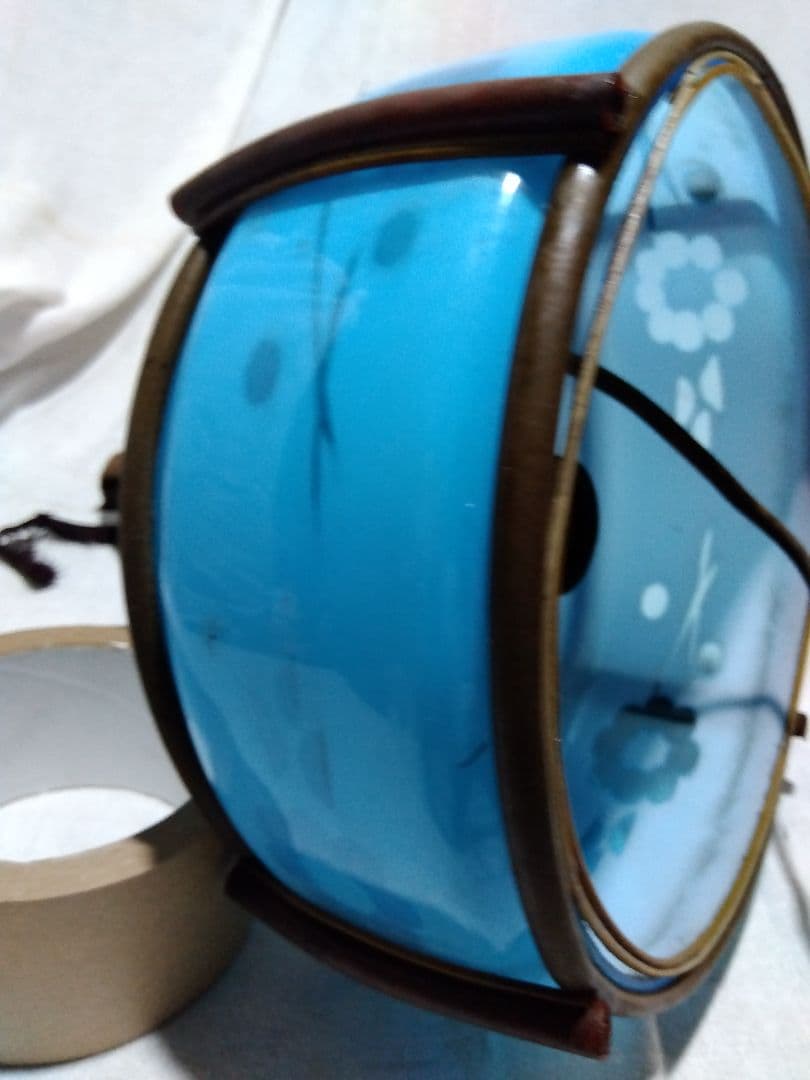 ♪古い青色ガラスの電気の笠