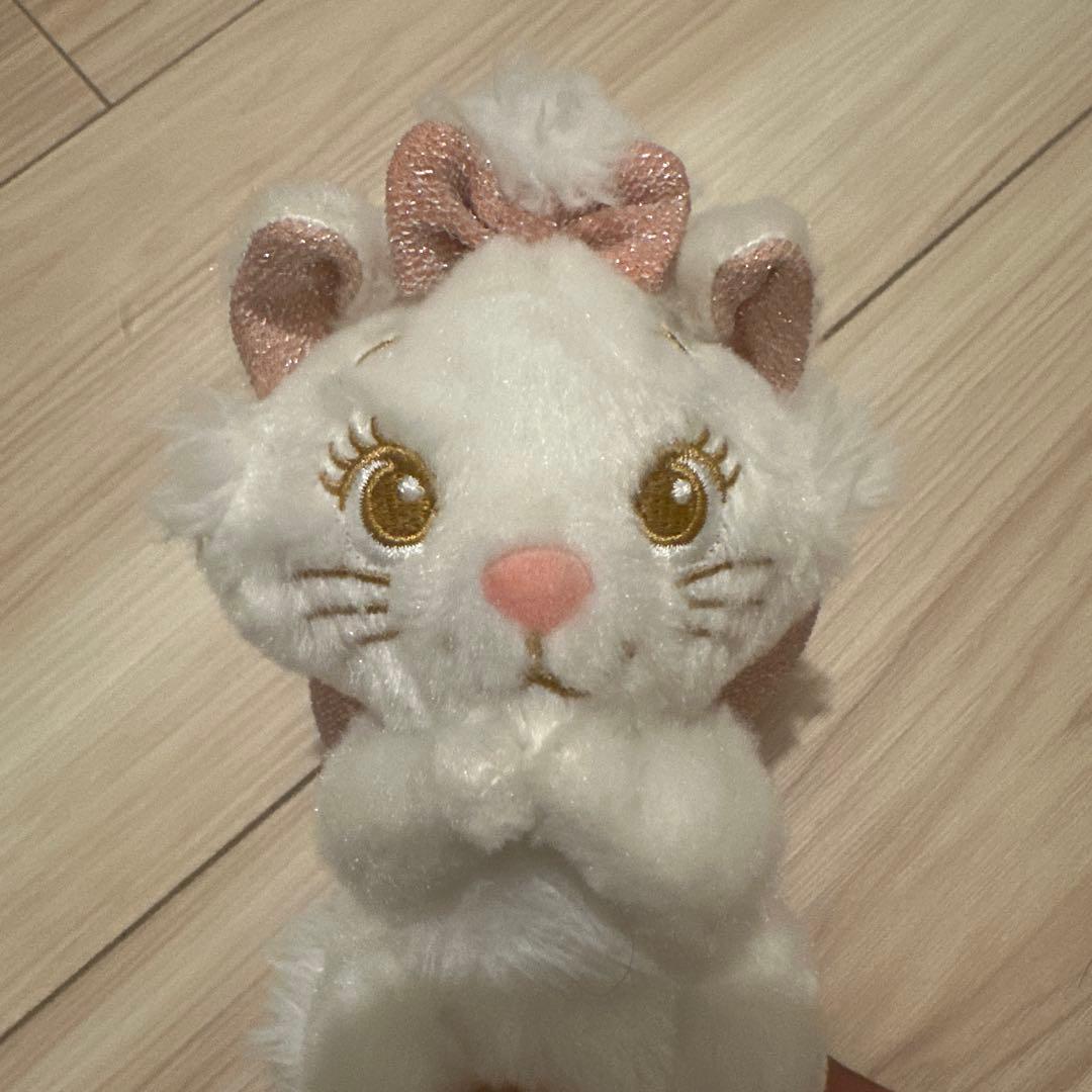 マリーちゃん キーホルダー Disneystore - メルカリ