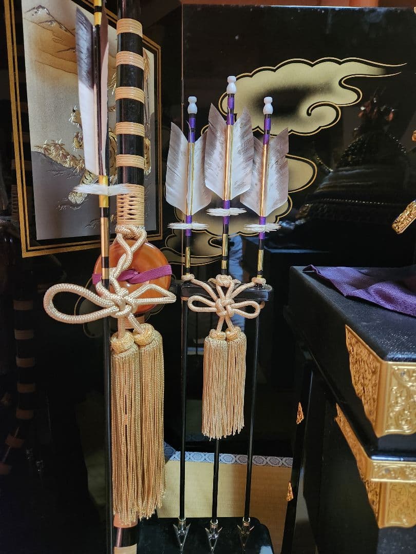 五月人形　兜　飾り台　弓矢刀　屏風　弓太刀飾り　こどもの日　武者　刀　日本