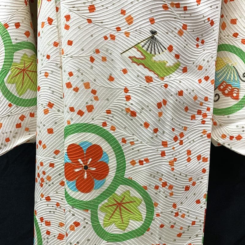 505ag51□七五三 七歳 女児 着物&袋帯 金彩 丸に蝶 白□美品