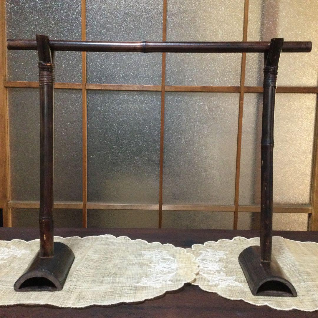 市松人形の人形着物と飾り台