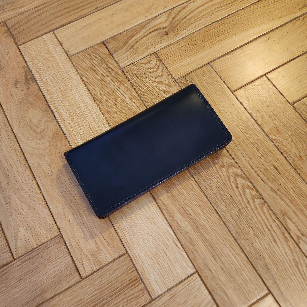 トラッカーウォレット　ブラック　茶芯　ホースバッド　新喜皮革