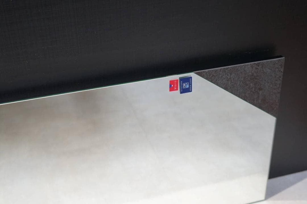 ウォールミラー 大型 イージス モダン モデルルーム 鏡 ミラー