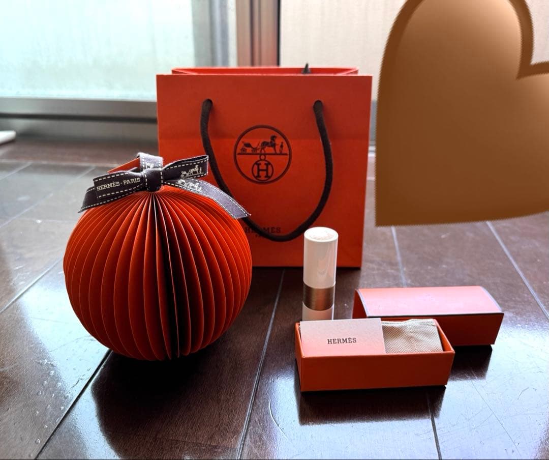 2024年 HERMES ホリデー限定 オランジュアンフェットボームドゥソワン