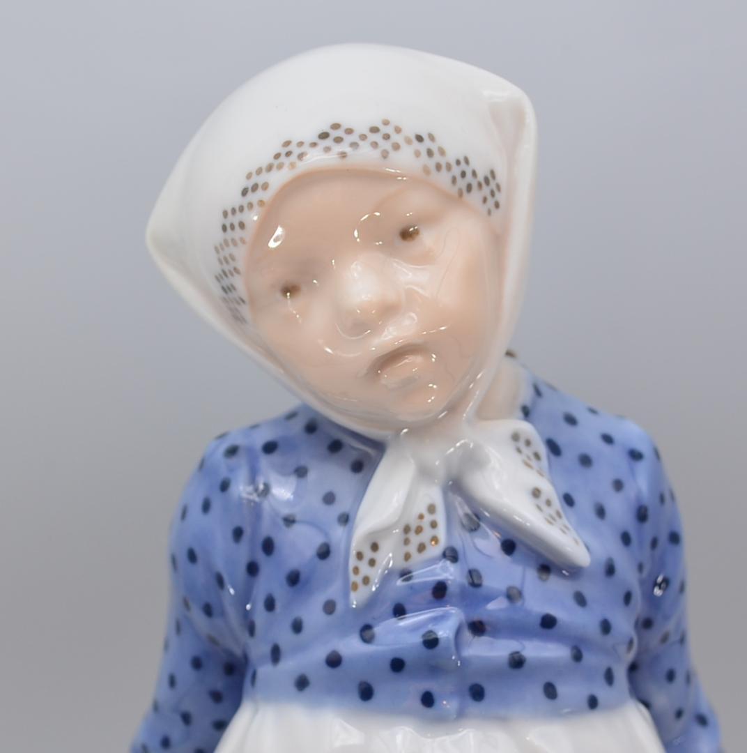 食事を運ぶ女性　＃815　★ロイヤルコペンハーゲン　デンマーク　ヴィンテージ