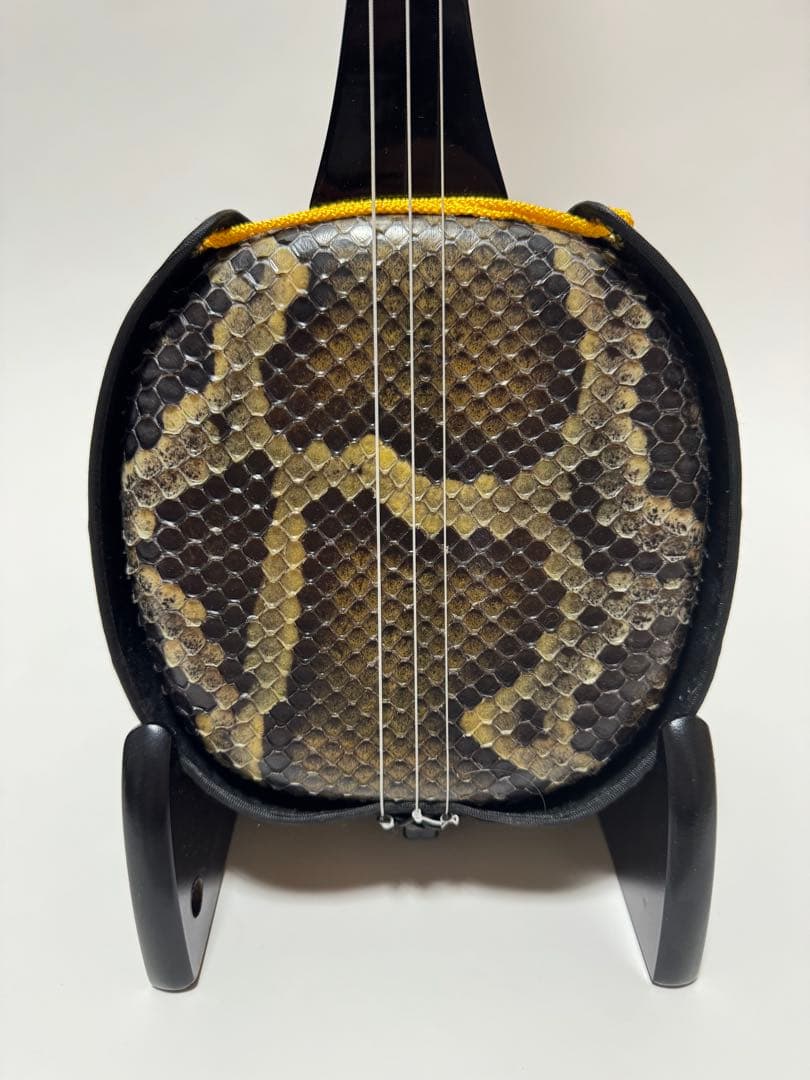 三線 西平開鐘型 佐久本盛信 ハードケース付