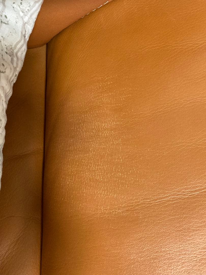 カリモク　ブラウンレザー 2人掛けソファ