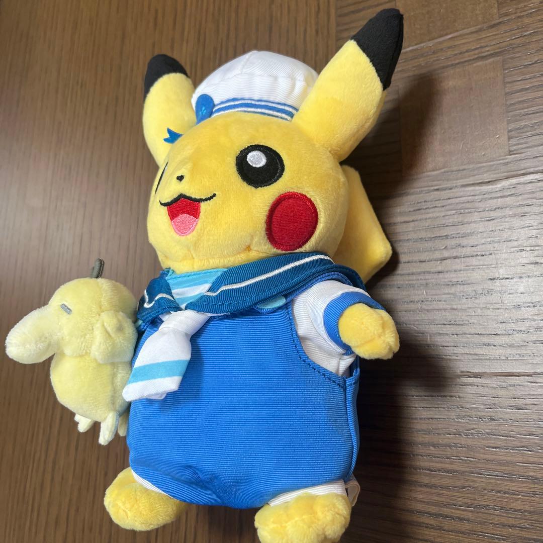 ポケモンセンターヨコハマ限定ぬいぐるみ コダック抱っこピカチュウ