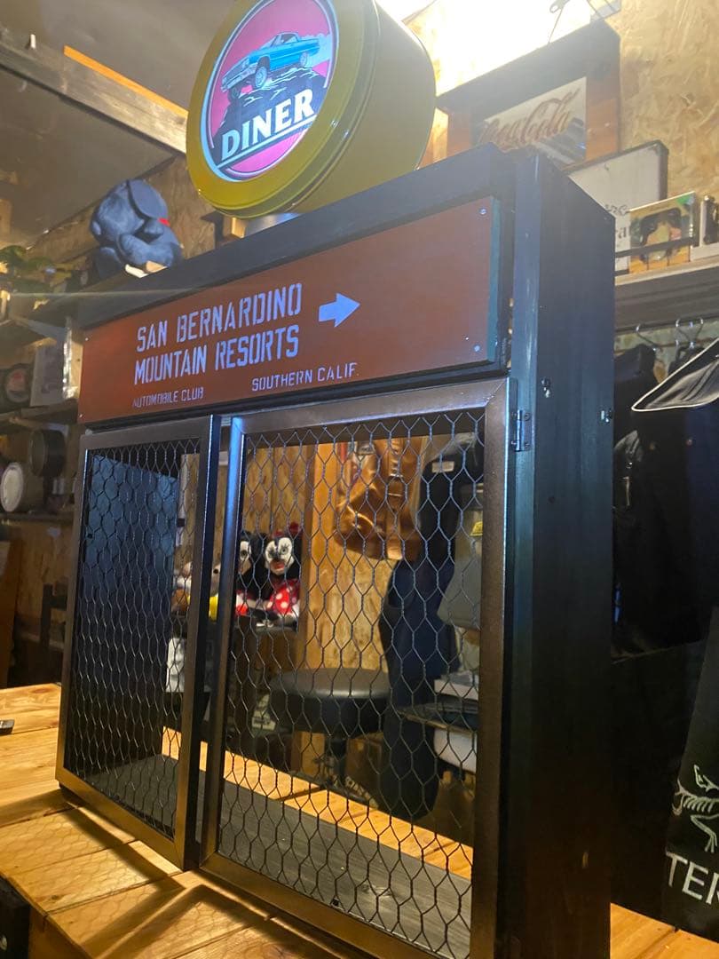 照明付き棚　アメリカン