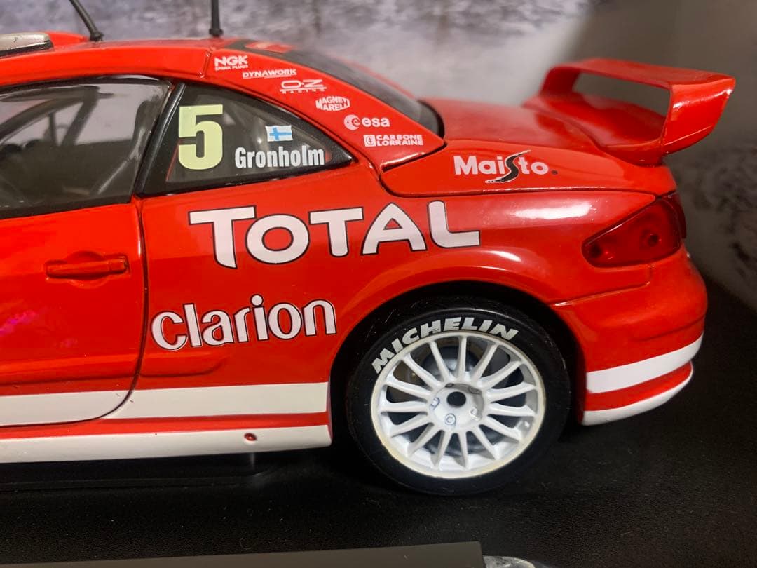 Maisto Peugeot 307 WRC ミニカー 1/18 - メルカリ