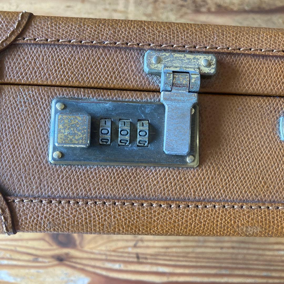 アタッシュケース、イタリアミラノにて購入、ノンブランド