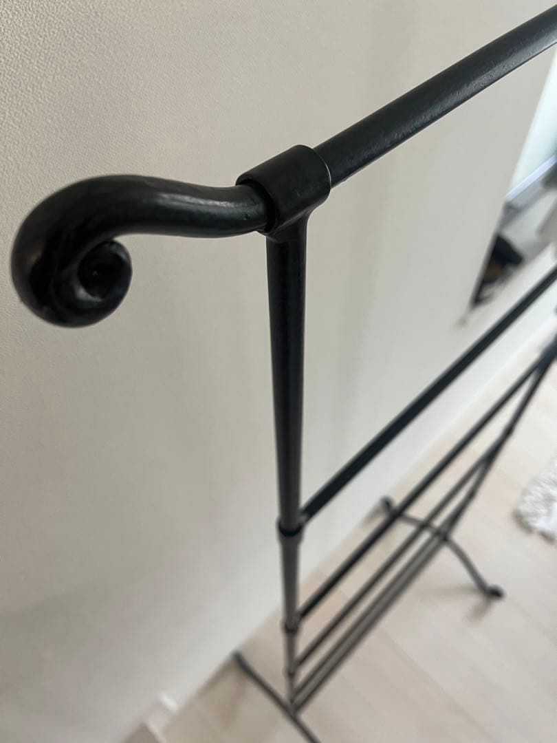 アイアン製 アンティーク調 タオルハンガー 6段 ブラック スリム