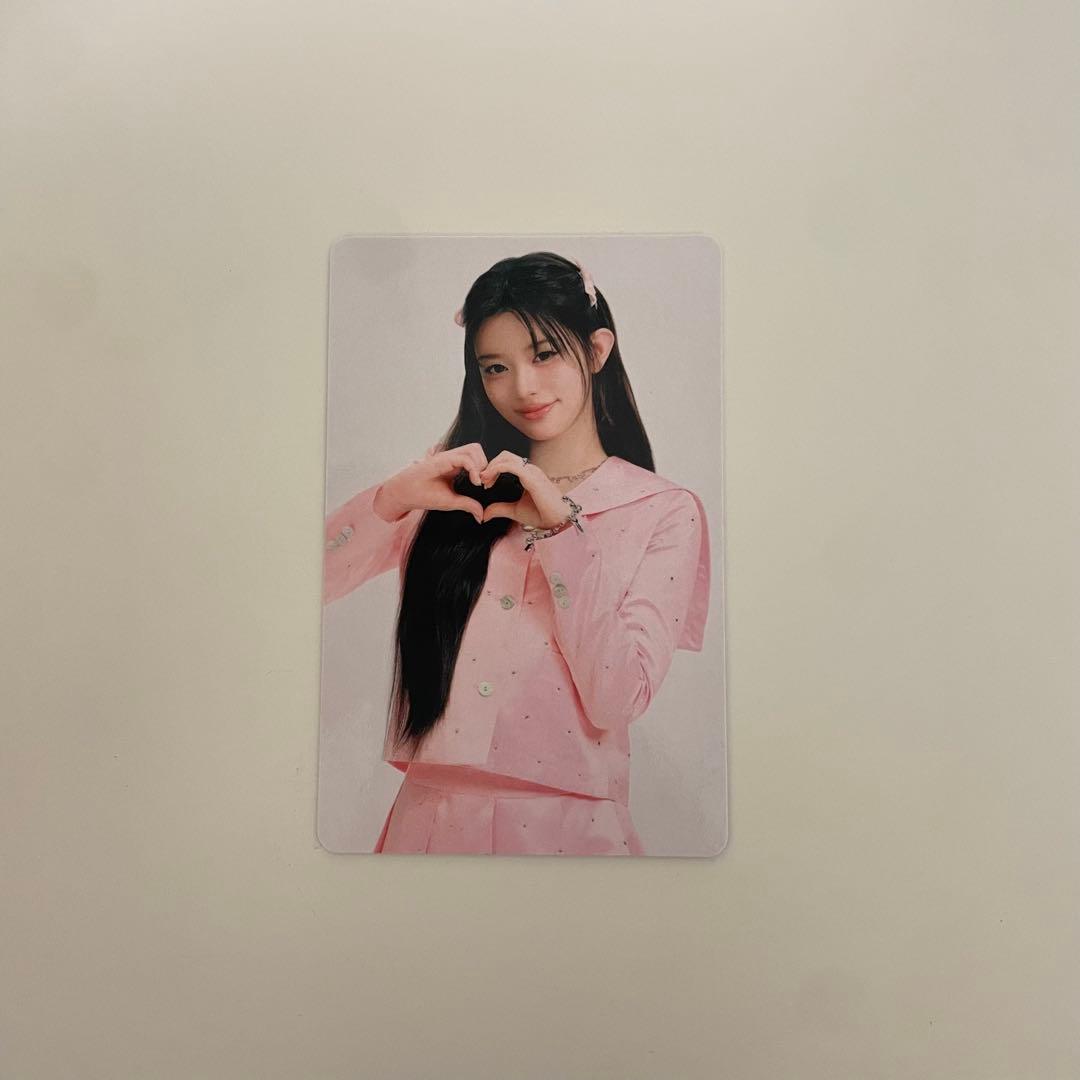 ILLIT illit アイリット ミンジュ トレカ GLITTER DAY - メルカリ