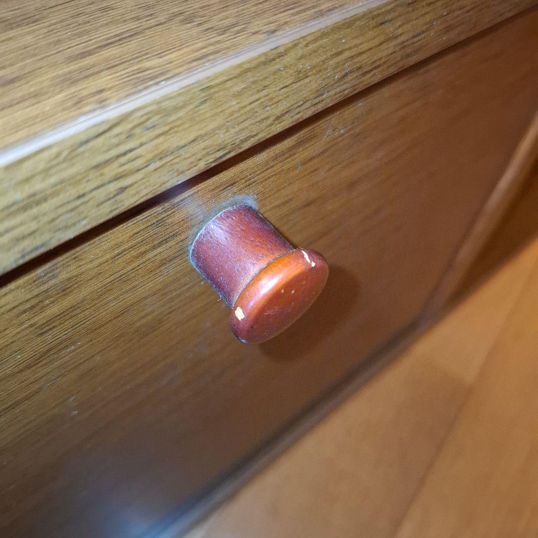 スリム木製ラック ブラウン 4棚 ２扉　仕切り板6枚　隙間収納