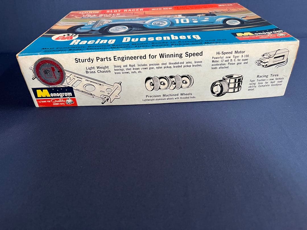 自動車 Racing Duesenberg