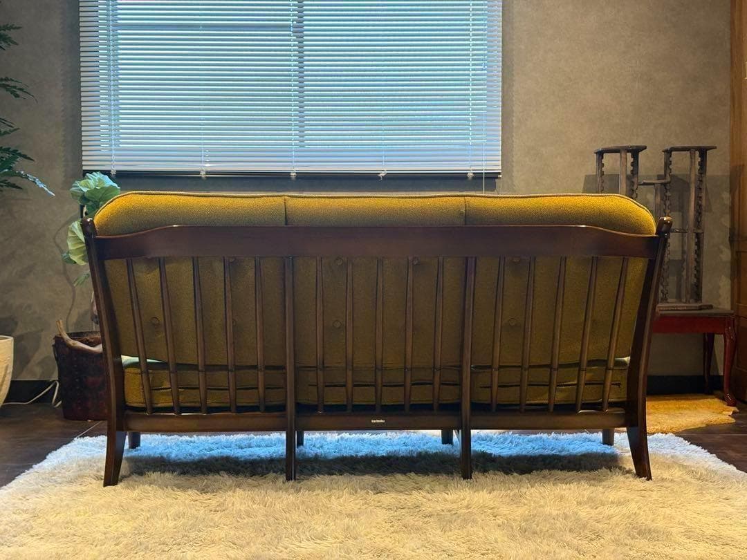 希少　尾州生地　リメイク　カリモク　3人用ソファ　クラシック　コロニアル　SRZ