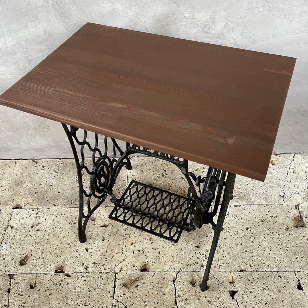 アンティークミシン脚テーブル　【REIKO 】足踏みミシン　網目　レトロ雑貨