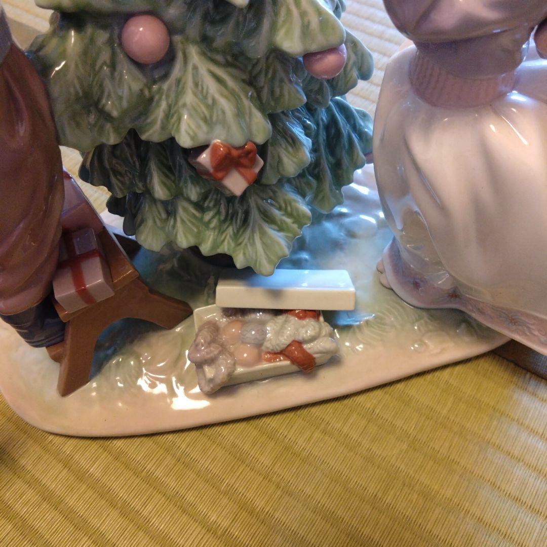 リヤドロ　LLADRO　ツリーを飾ろう少年少女クリスマス