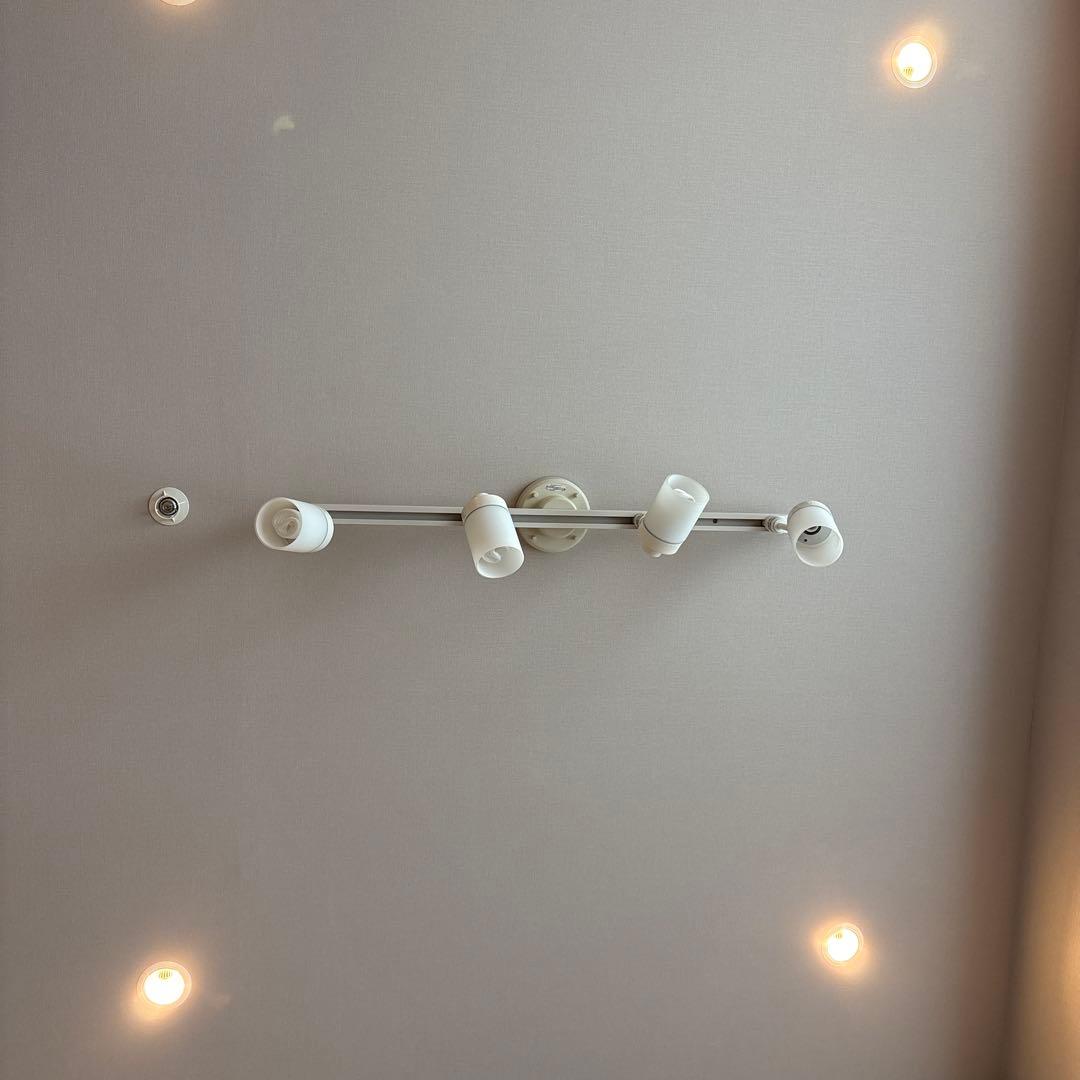 ホワイト スポットライト 4灯