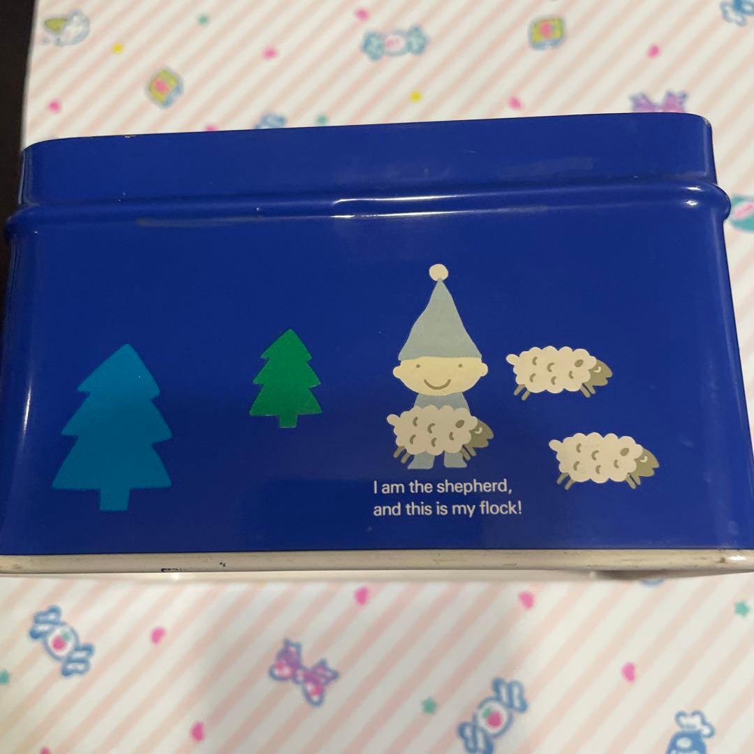 昭和サンリオ セブンシリードワーフ 缶小物入れ。 - メルカリ