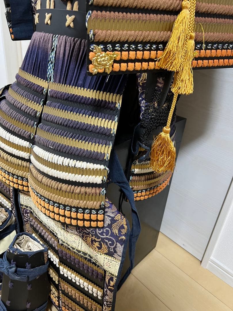 未使用・保管品】等身大 甲冑 具足 黒胴当世素掛 紺・白・茶 甲冑工房