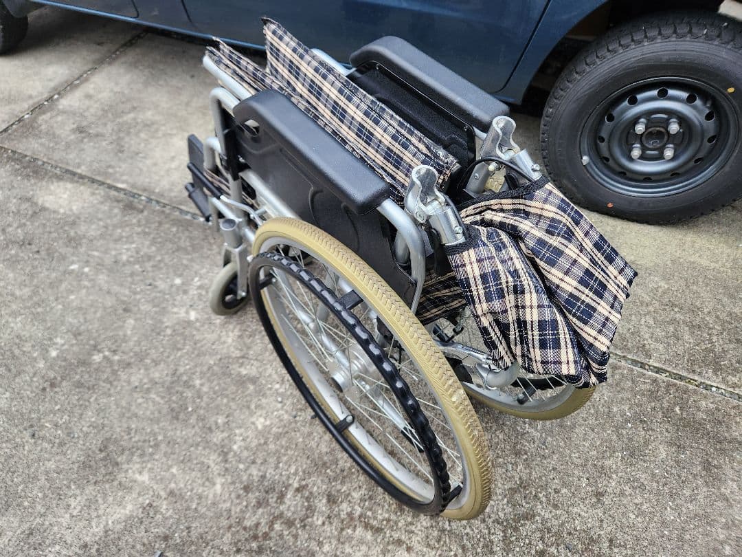 今だけ価格…介護用品！送迎用！自走用？介助用車椅子？～車いす～車イス