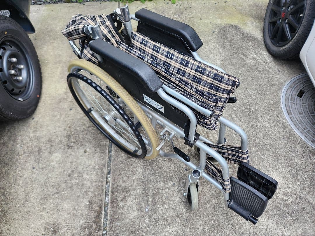 今だけ価格…介護用品！送迎用！自走用？介助用車椅子？～車いす～車イス