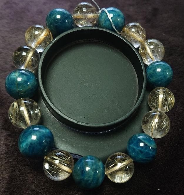 破格処分　ルチルクォーツ＋アズライト　17.5cm