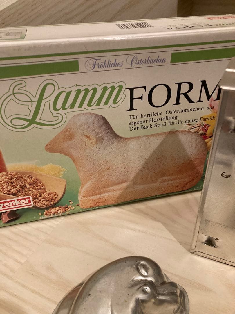 ケーキ型焼き型 テディベア 、ペンギン、イルカ　蚤の市 動物型抜き 4個セット