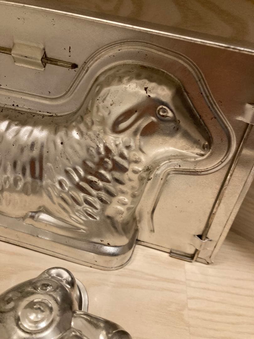 ケーキ型焼き型 テディベア 、ペンギン、イルカ　蚤の市 動物型抜き 4個セット