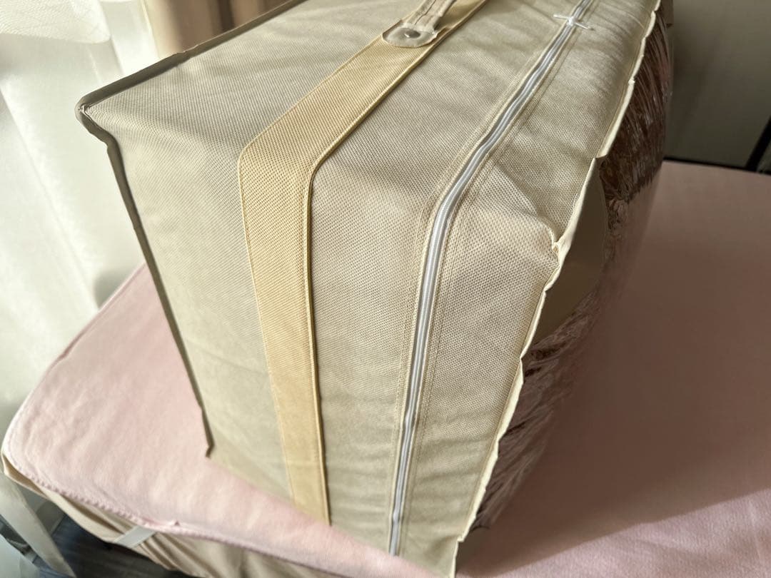 西川リビング　シングル羽毛掛け布団　ダウン93%