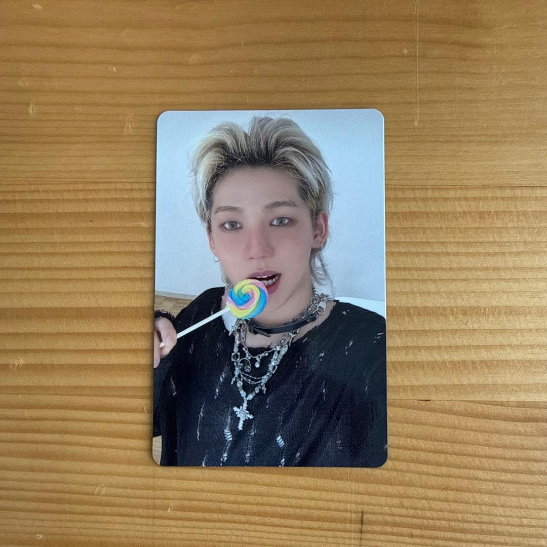 TREASURE ヒョンソク 会場限定 10000円特典トレカ - メルカリ