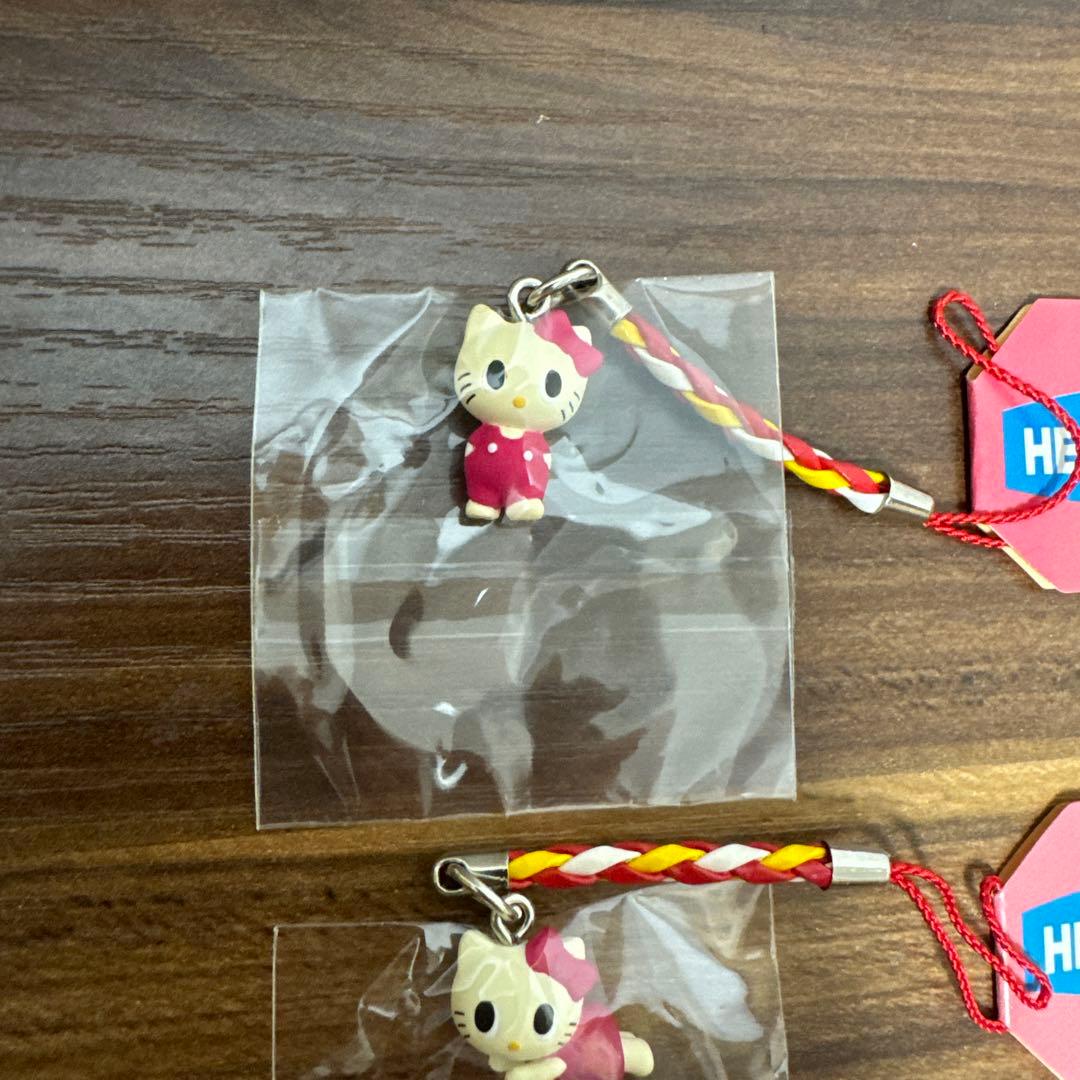 【未開封・送料無料】FRIEND 根付け 2点セット 寝そべり・正面立ち