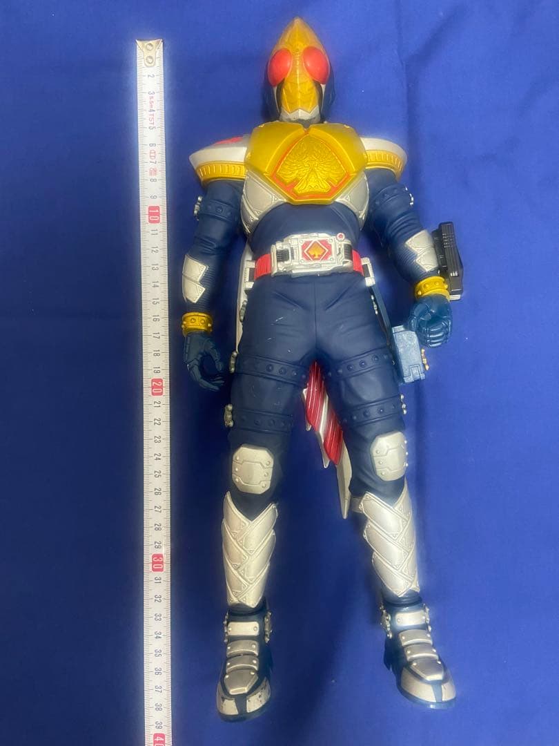 仮面ライダーブレイド　フィギュア大小の2体