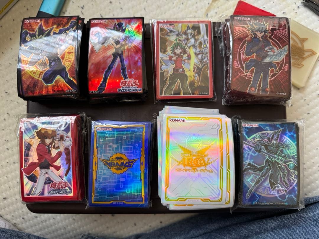 6月末まで最終値下げ 遊戯王スリーブ まとめ売り 希少 おまけ付き