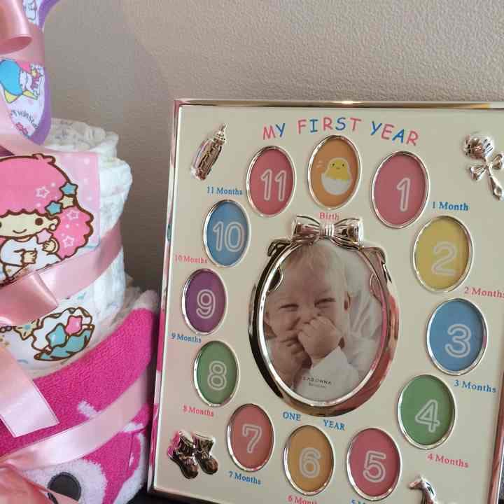 送料無料◼️サンリオスペシャルおむつケーキ♩マイメロ12ヶ月フレームキティ