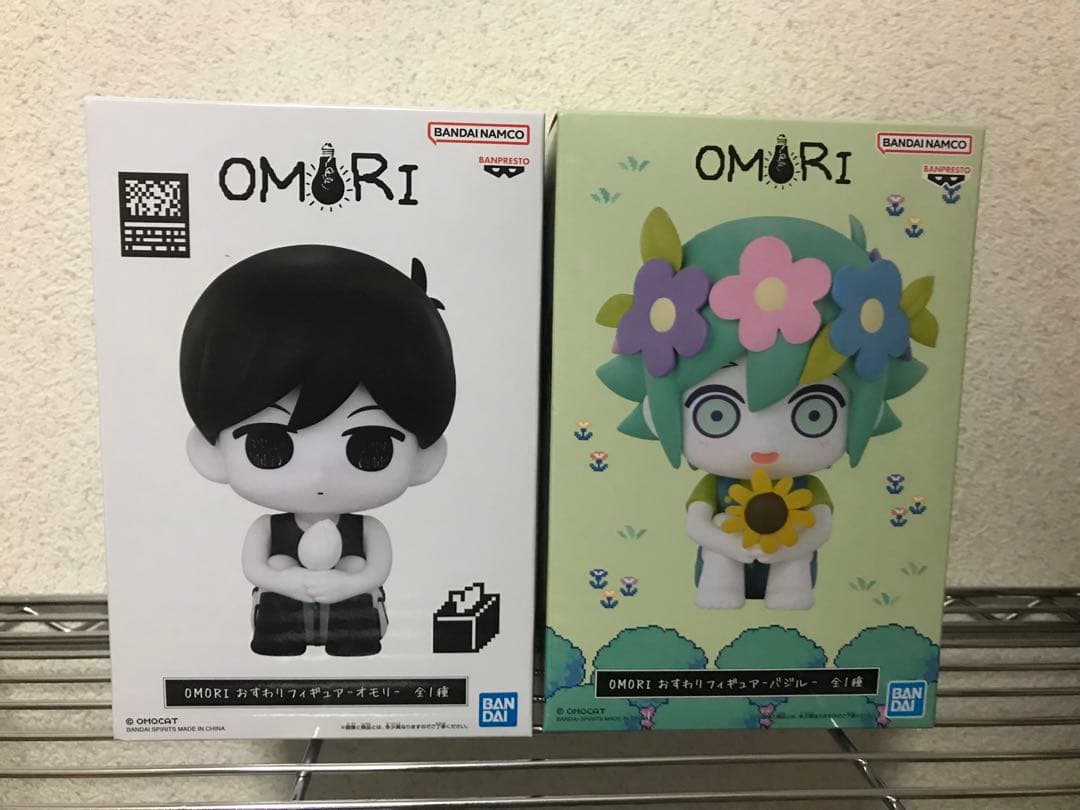 OMORI おすわりフィギュア オモリ バジル - メルカリ