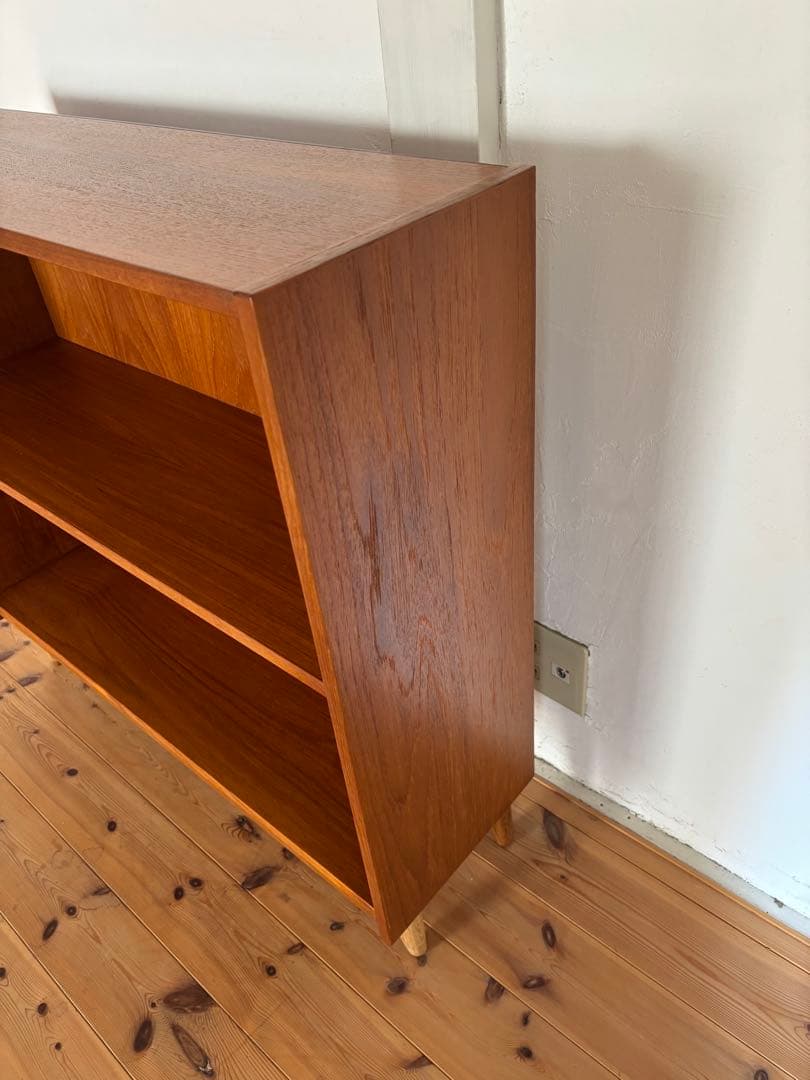 北欧ヴィンテージ　デンマーク　チーク　シェルフ