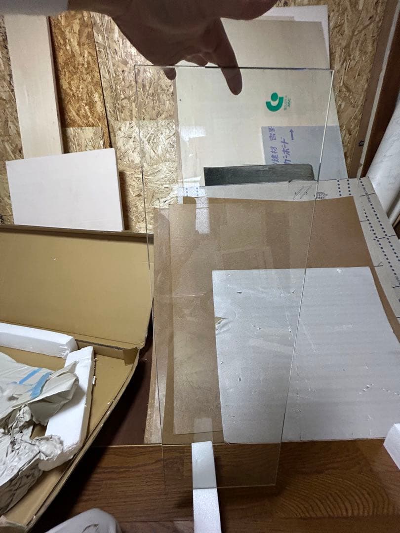 飾り棚用安全ガラス
