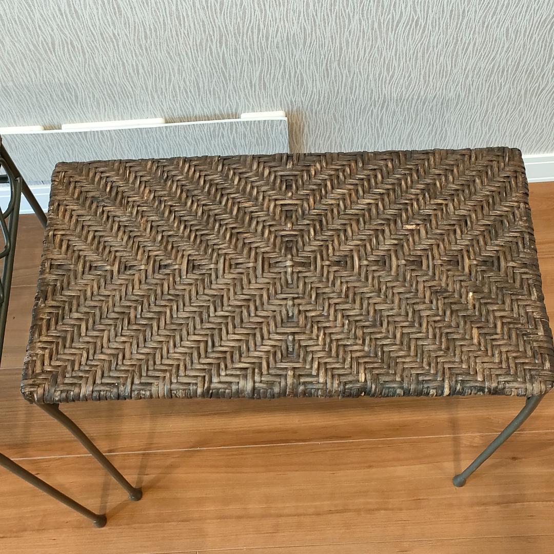 〈輸入〉ラタン　ネストテーブル　アイアンフレーム　サイドテーブル