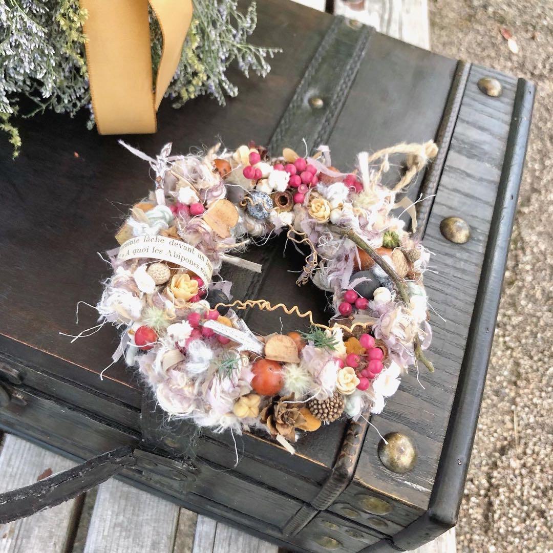 ドライフラワーリース　ドライフラワースワッグ　ユーカリ　ラナンキュラス  紫陽花