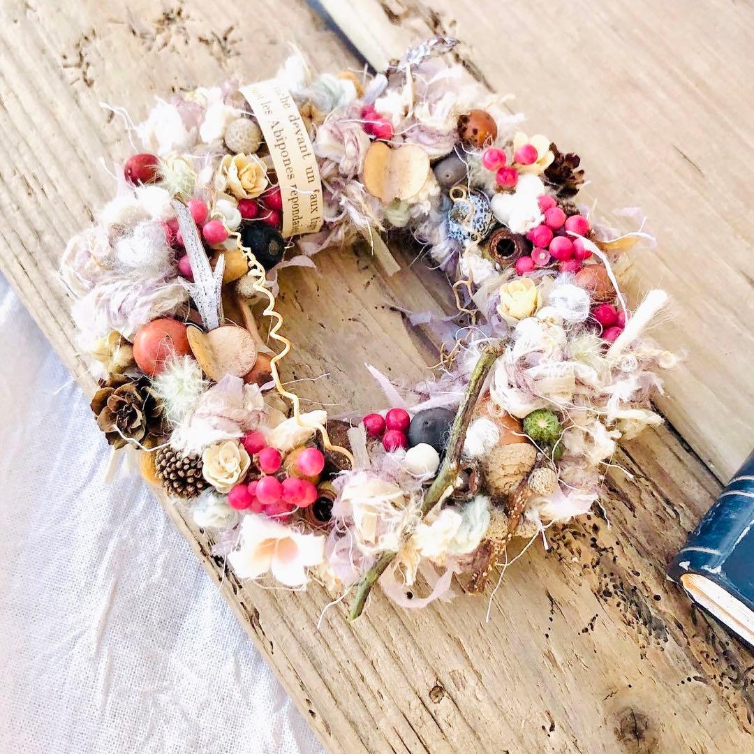 ドライフラワーリース　ドライフラワースワッグ　ユーカリ　ラナンキュラス  紫陽花