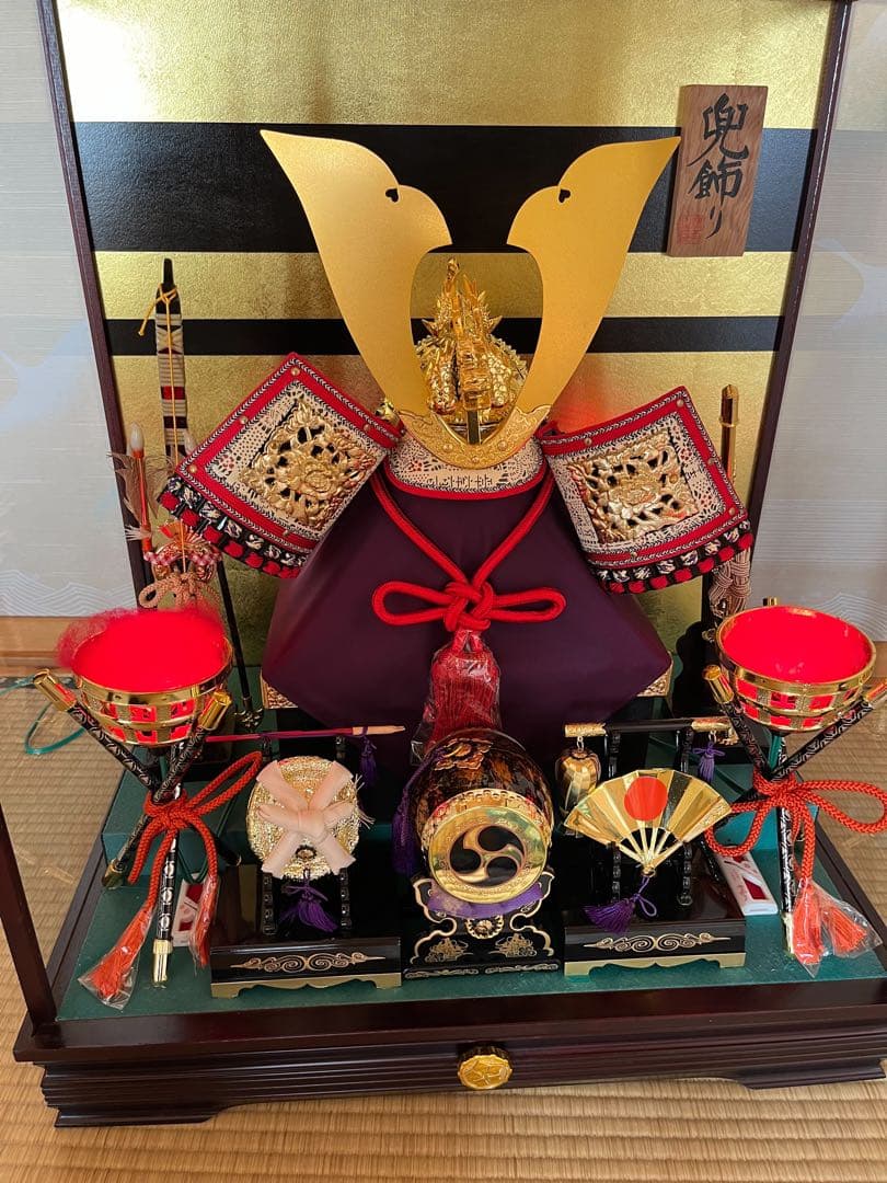 【美品送料込み】五月人形　兜飾　ガラスケース入　こどもの日