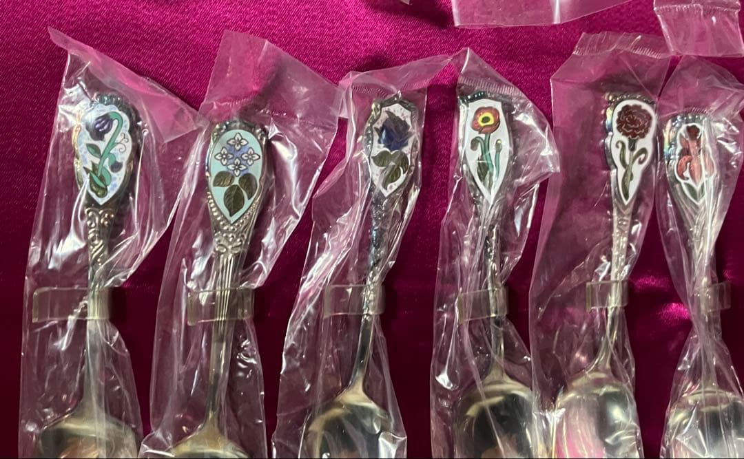 新品未使用　ガーランド　カトラリー24本セット　銀　千趣会　花　昭和レトロ