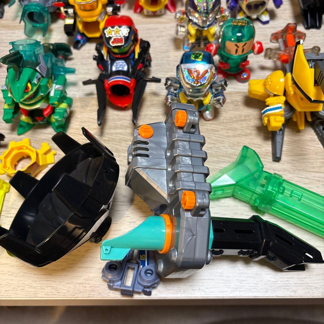 8月末まで値下げ】スーパービーダマン まとめ売り - メルカリ