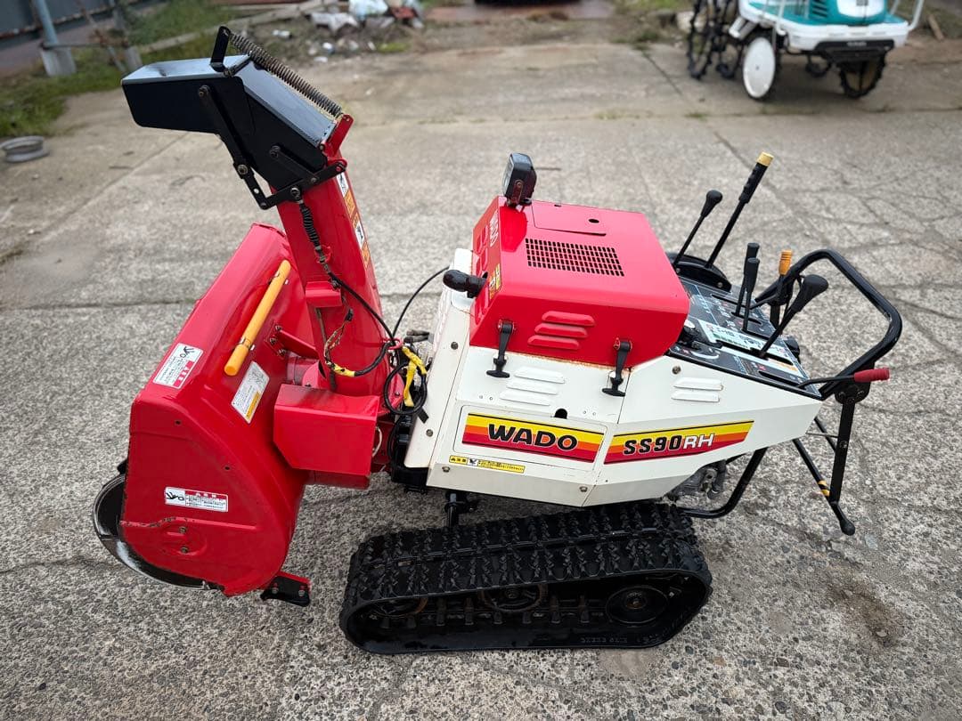「新潟県長岡市発」WADO 除雪機SS90RH HSTガソリン9馬力動作確認済み