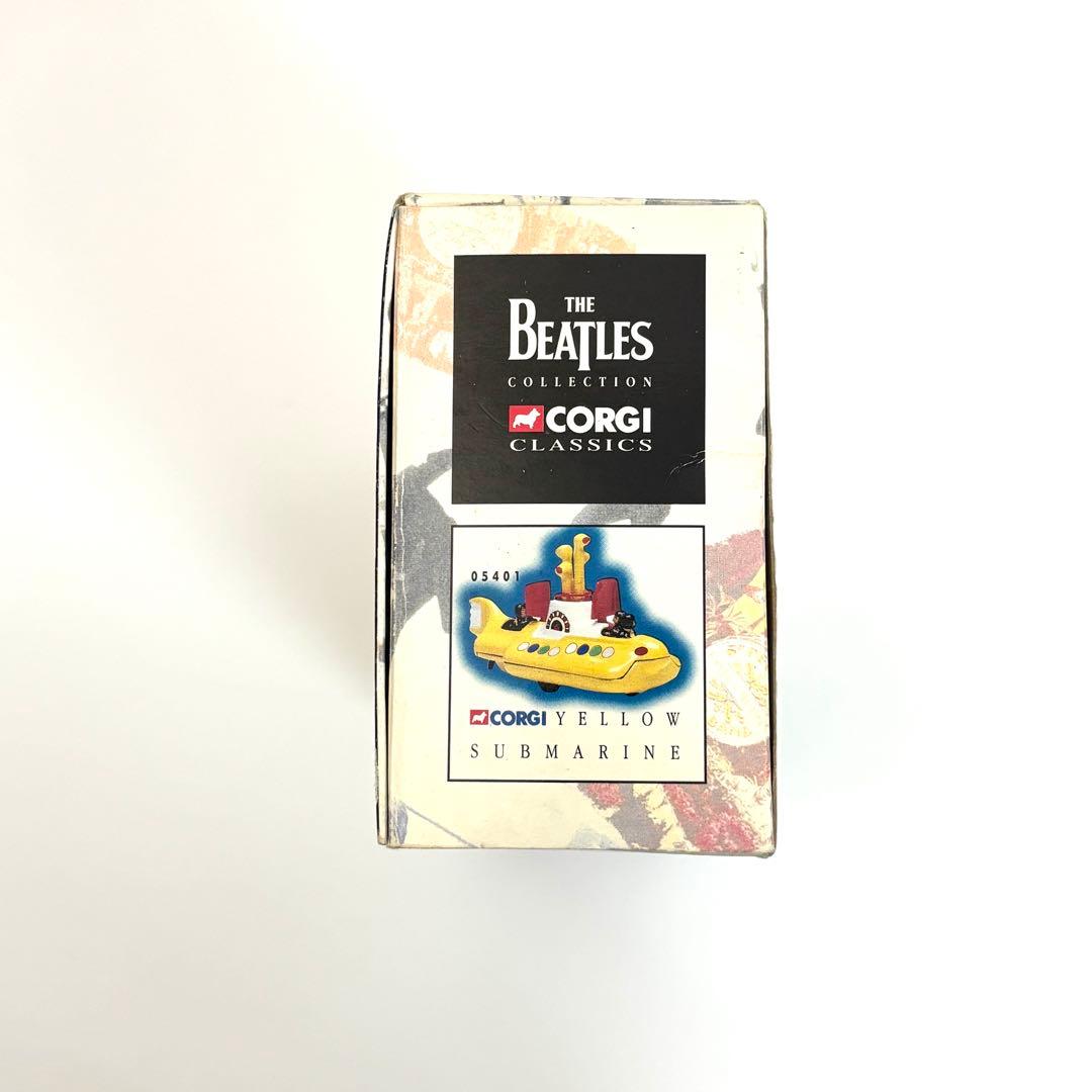 ミニカー The Beatles Yellow Submarine
