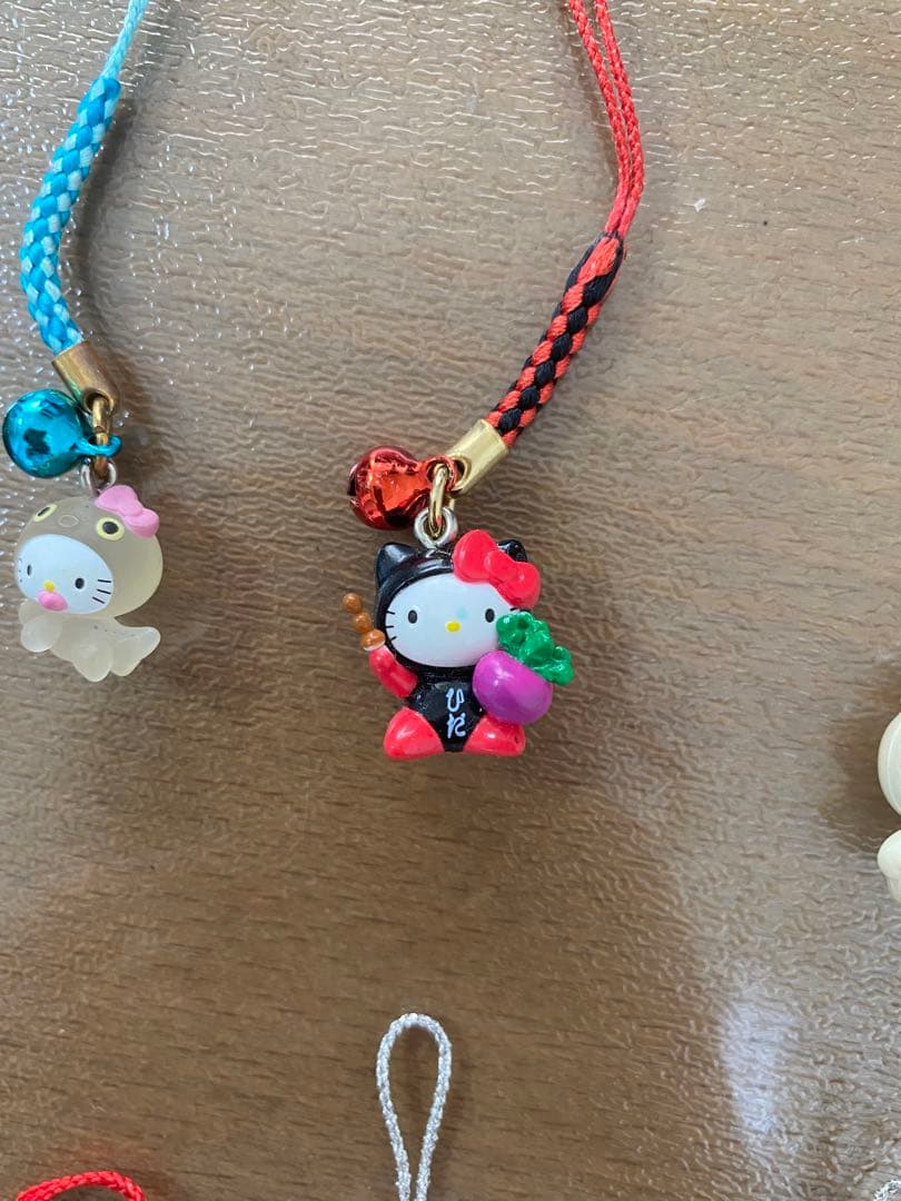 ハローキティ ご当地ストラップ他 29個セット