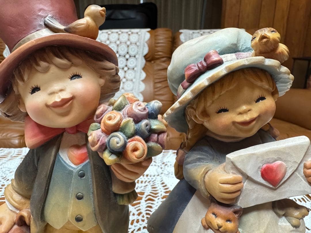 ANRI 陶器製 男の子と女の子のフィギュア