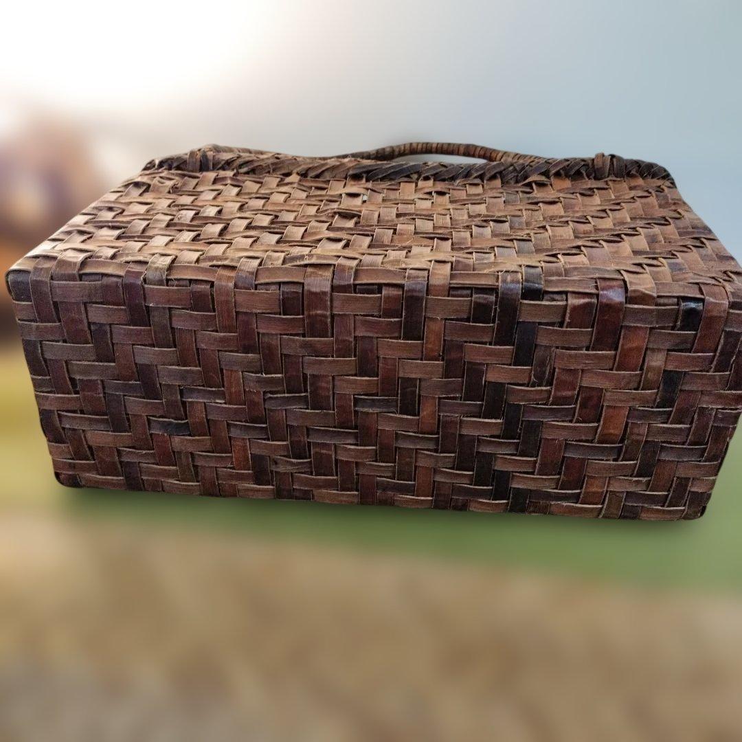 胡桃網代編み約横30高さ16幅12